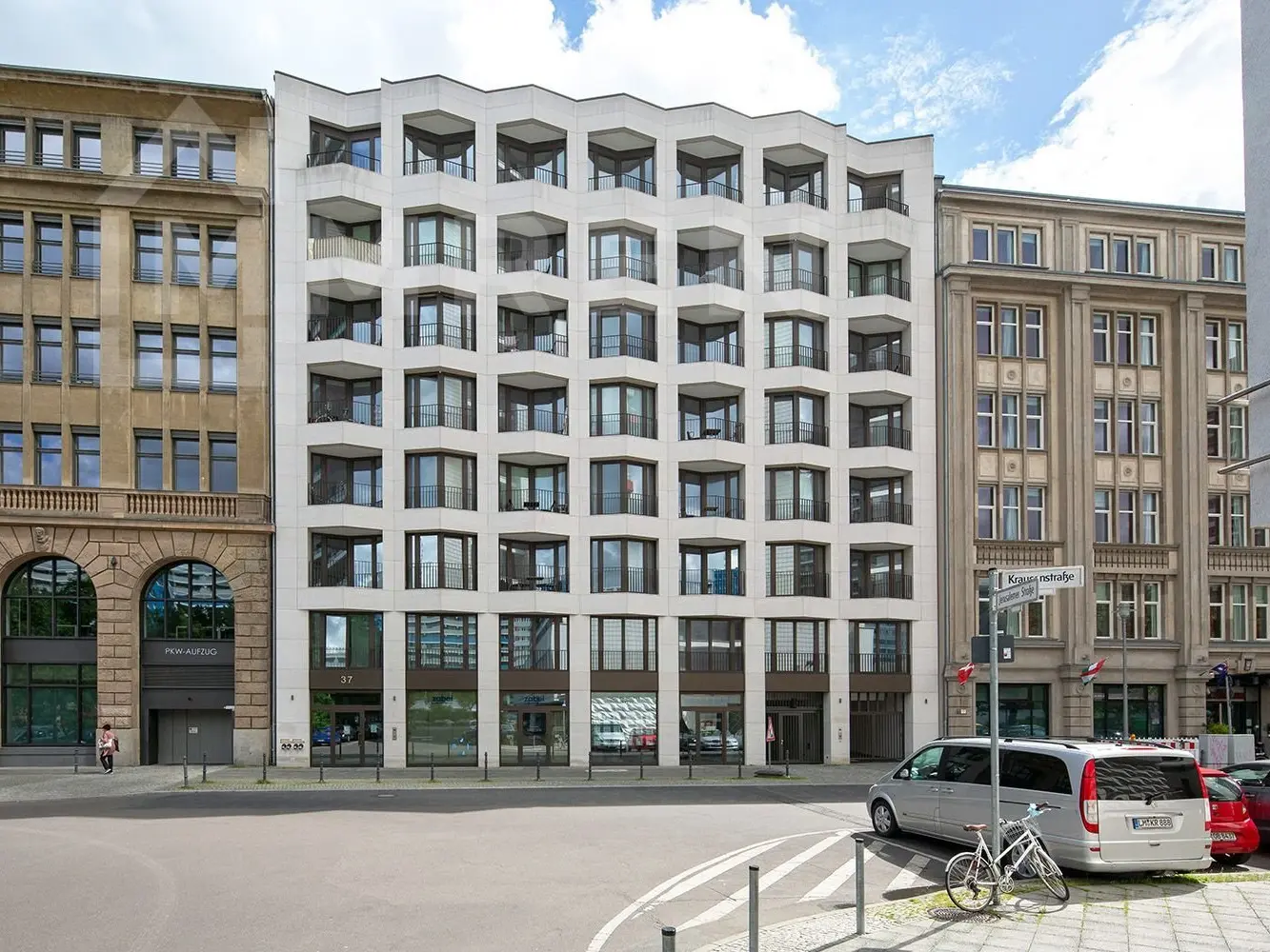 Prime Luxury: New 2-Bed Gem with Underground Parking - 6