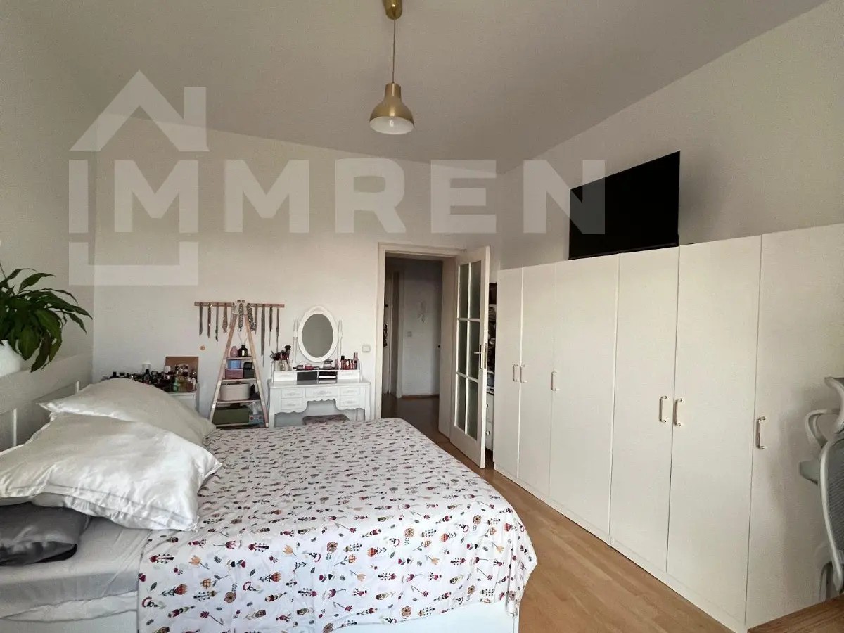 Furnished 2-Bedroom Apartment - 4