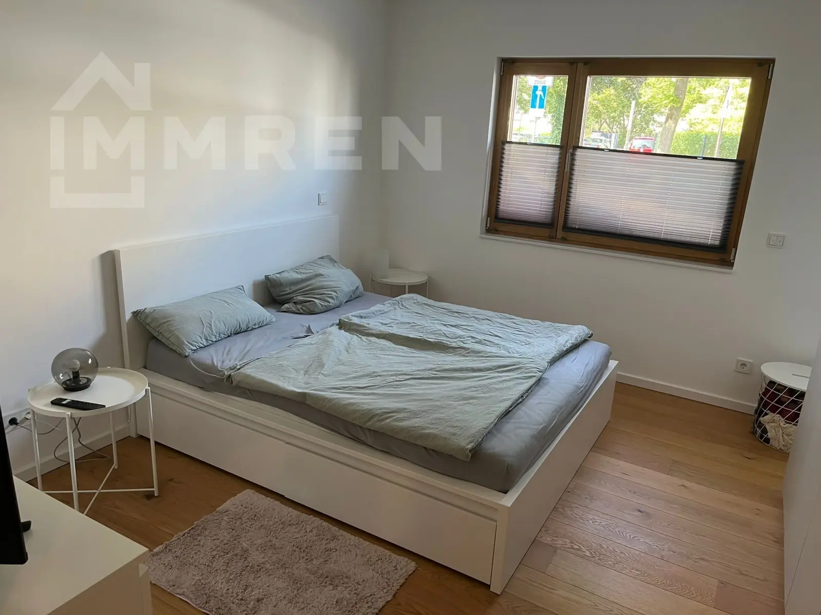 Stylish 2-Bedroom Ground Floor Apartment with Terrace in Cologne Niehl - 9